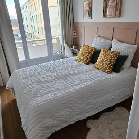 Апартаменты Centre Ville, 3 Chambres, Refait A Neuf *